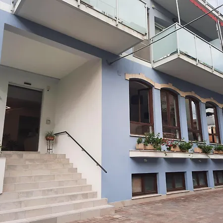 Rta阿根廷住宅公寓 公寓式酒店 3*